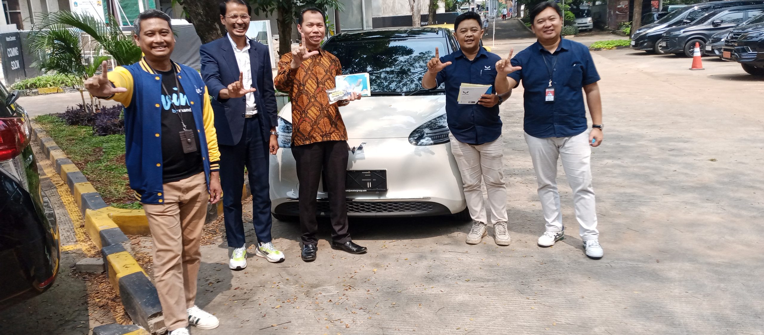 Sales Konsultan Wuling